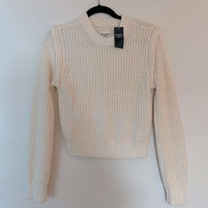NWT Abercrombie & fitch sweater XS